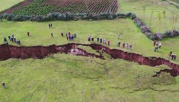 Falla geológica en Chumbivilcas - Cusco - Perú. Año 2018.
